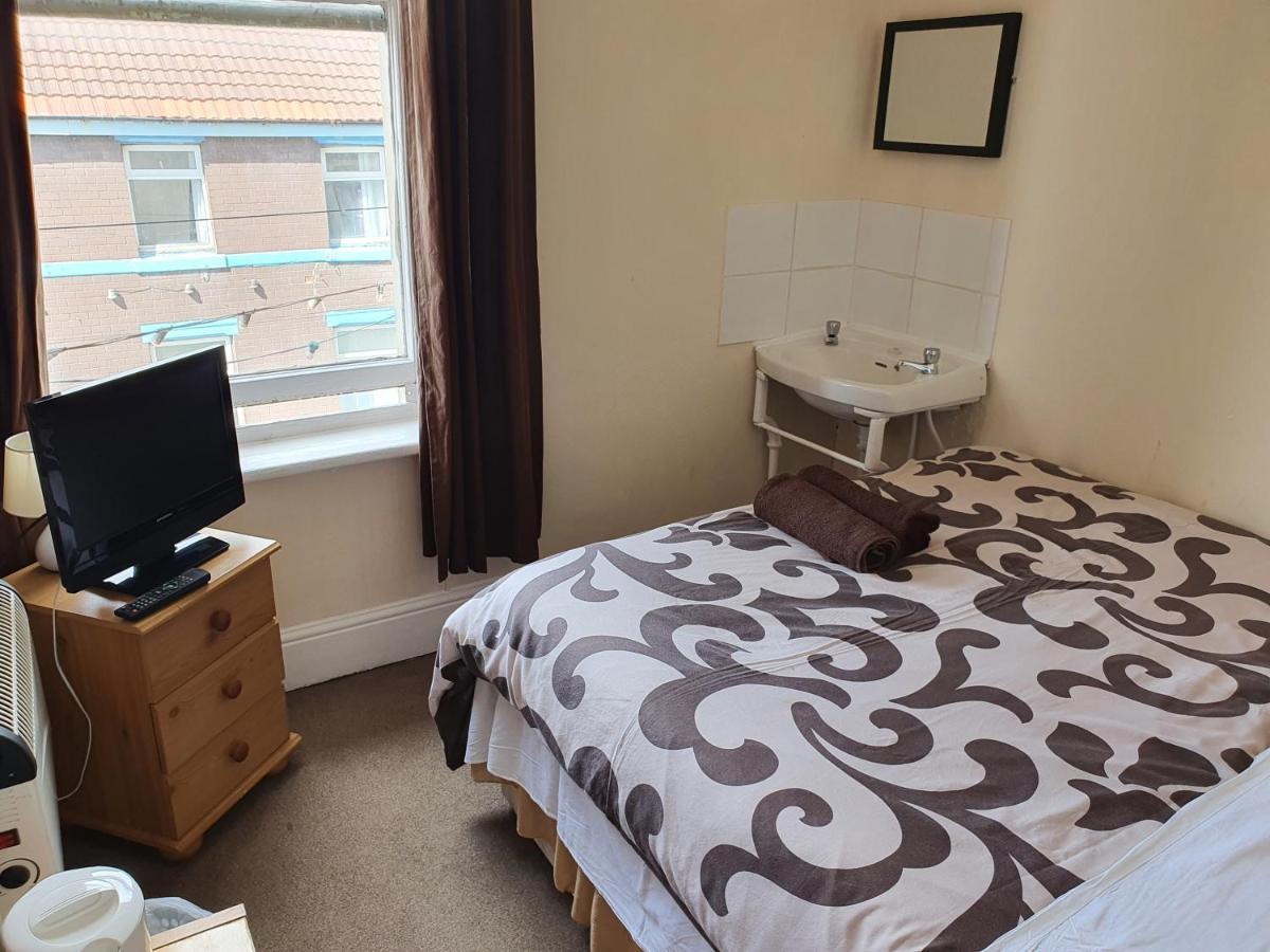 Foxhall Village Guest House Блекпул Екстериор снимка