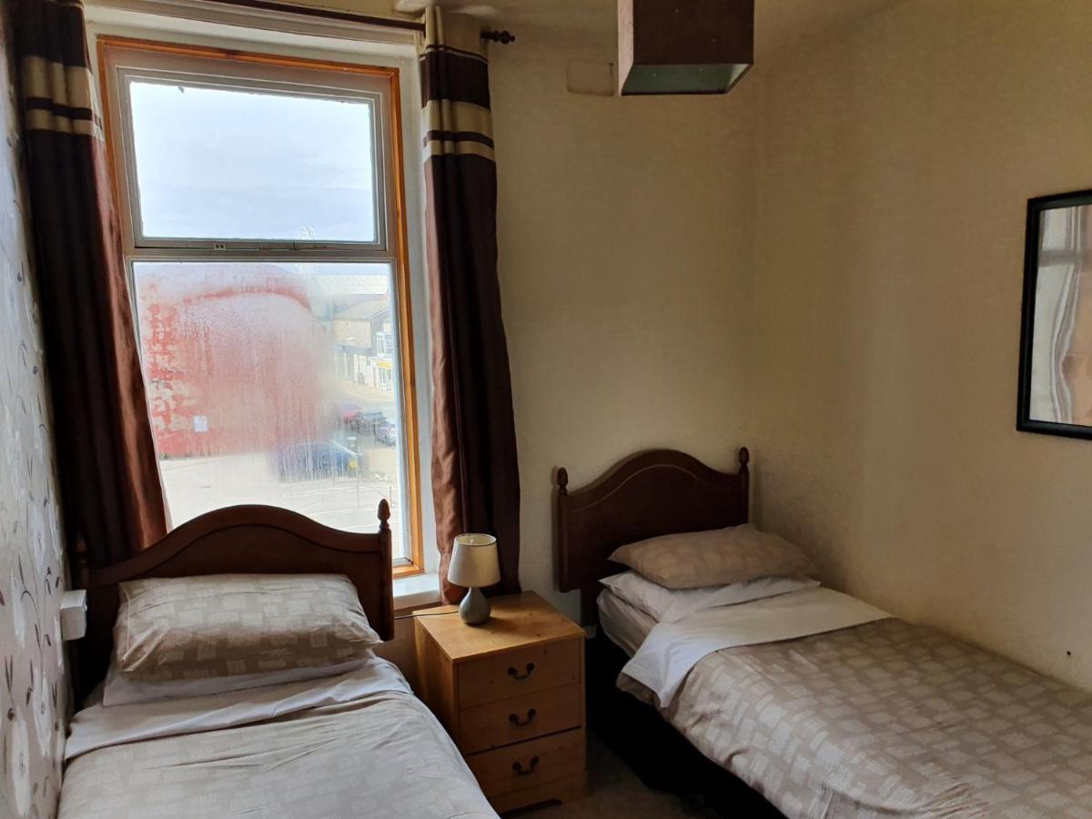 Foxhall Village Guest House Блекпул Екстериор снимка