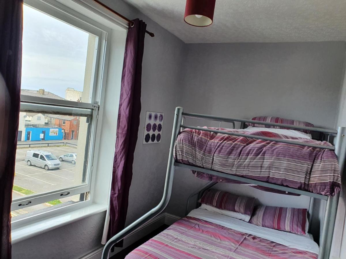 Foxhall Village Guest House Блекпул Екстериор снимка