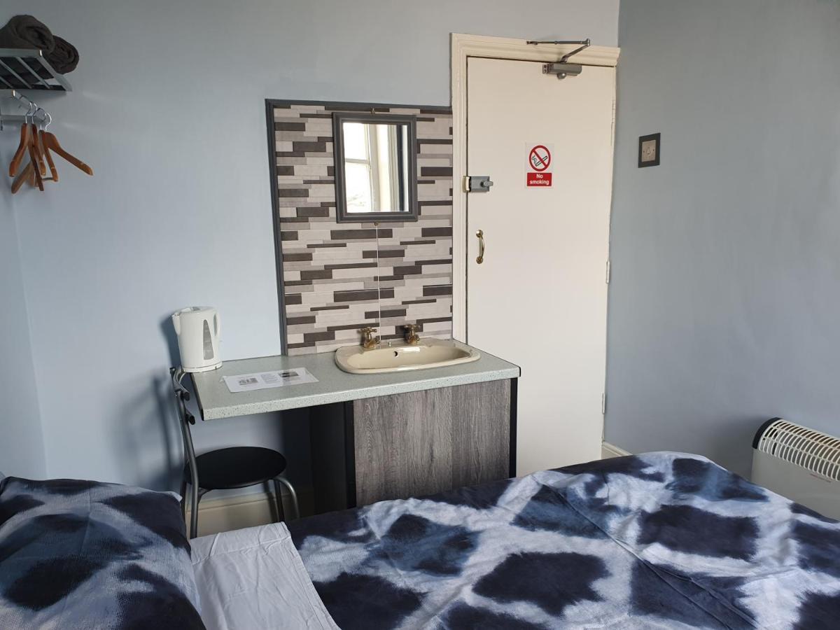 Foxhall Village Guest House Блекпул Екстериор снимка