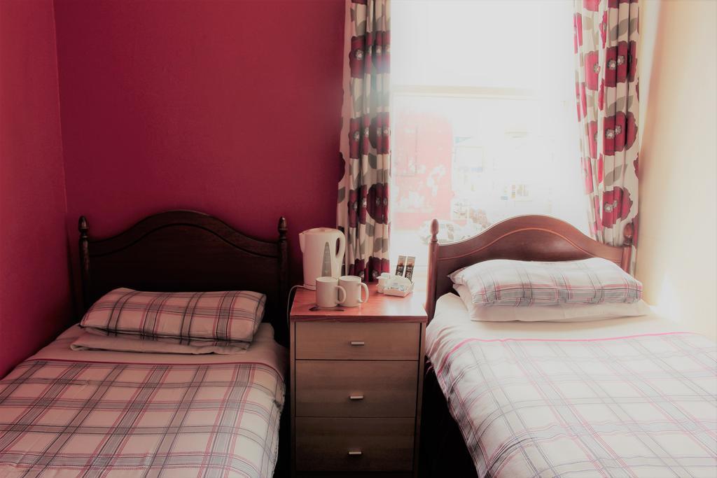 Foxhall Village Guest House Блекпул Екстериор снимка